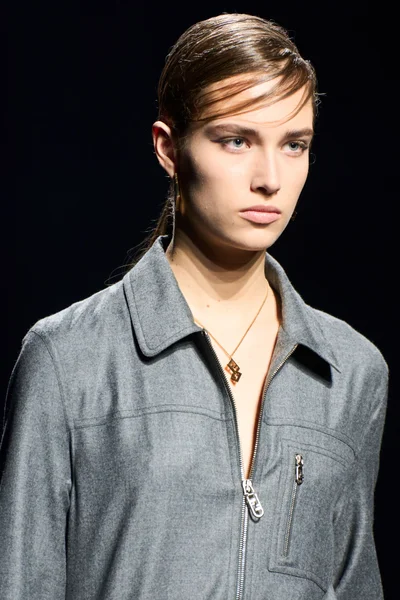 Look 30